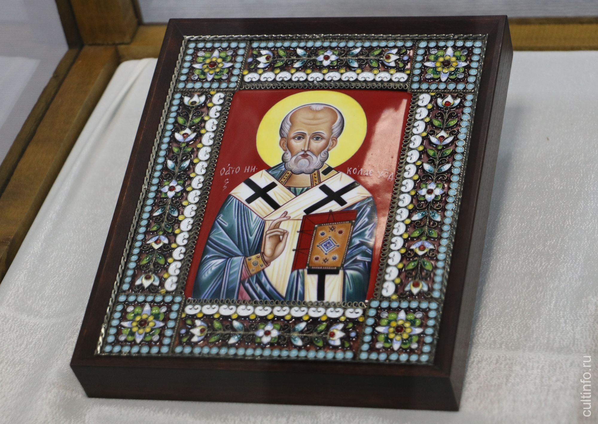 Галина Некрасова, Ольга Журавлева (Вологда). Икона «Святой Николай Чудотворец». 2020